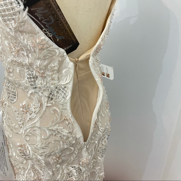 Mac Duggal Floral Appliqué Lace Trumpet Gown With 3D Flowers Bottom New With Tag - Picture 16 of 17